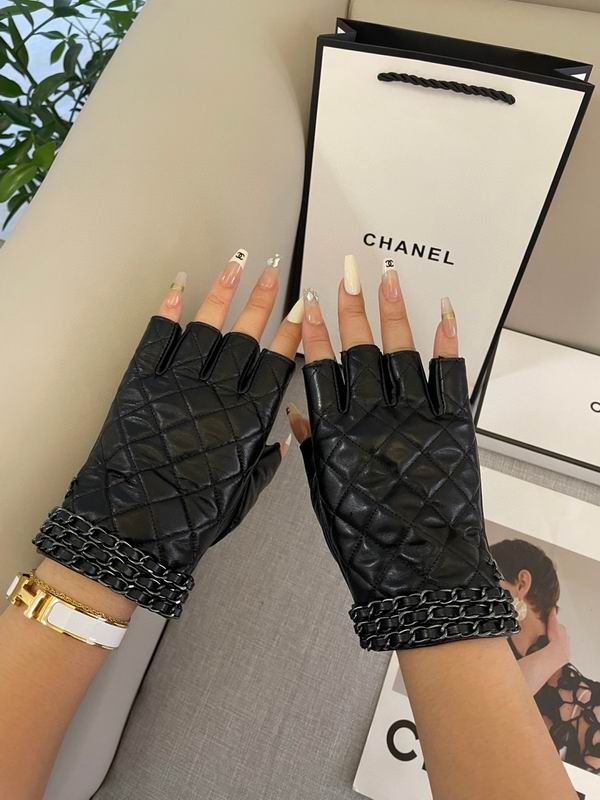 Chanel Gloves M L 083051